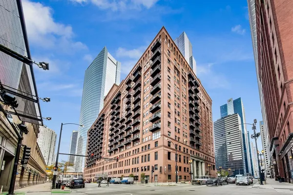 $4,200 | 165 North Canal Street, Unit 1430, Chicago, IL 60606