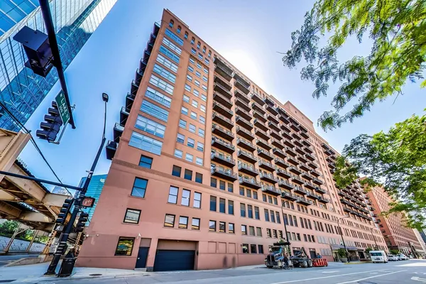 $4,200 | 165 North Canal Street, Unit 1430, Chicago, IL 60606
