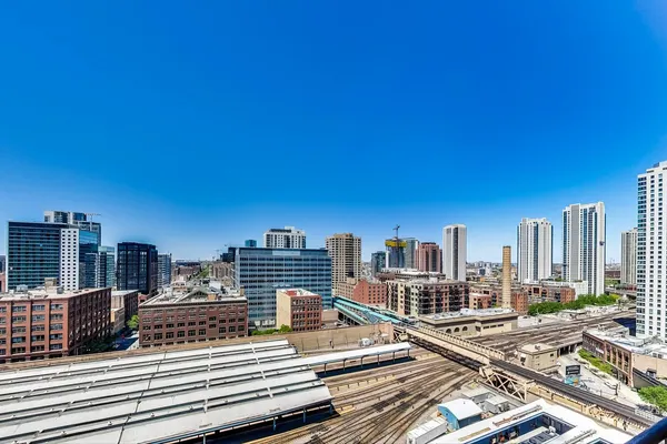 $4,200 | 165 North Canal Street, Unit 1430, Chicago, IL 60606