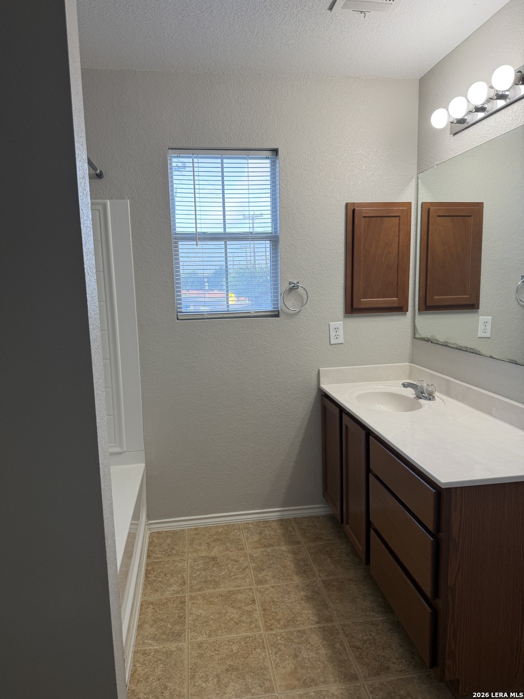 12303 Java Wood San Antonio, TX 78254 - Photo 14 of 19