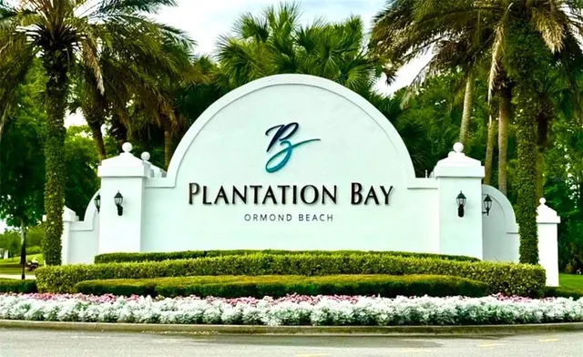 a view of outdoor space with garden