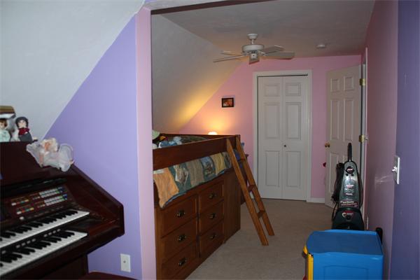 126 Gray Road Templeton, MA 01468 - Photo 8 of 25