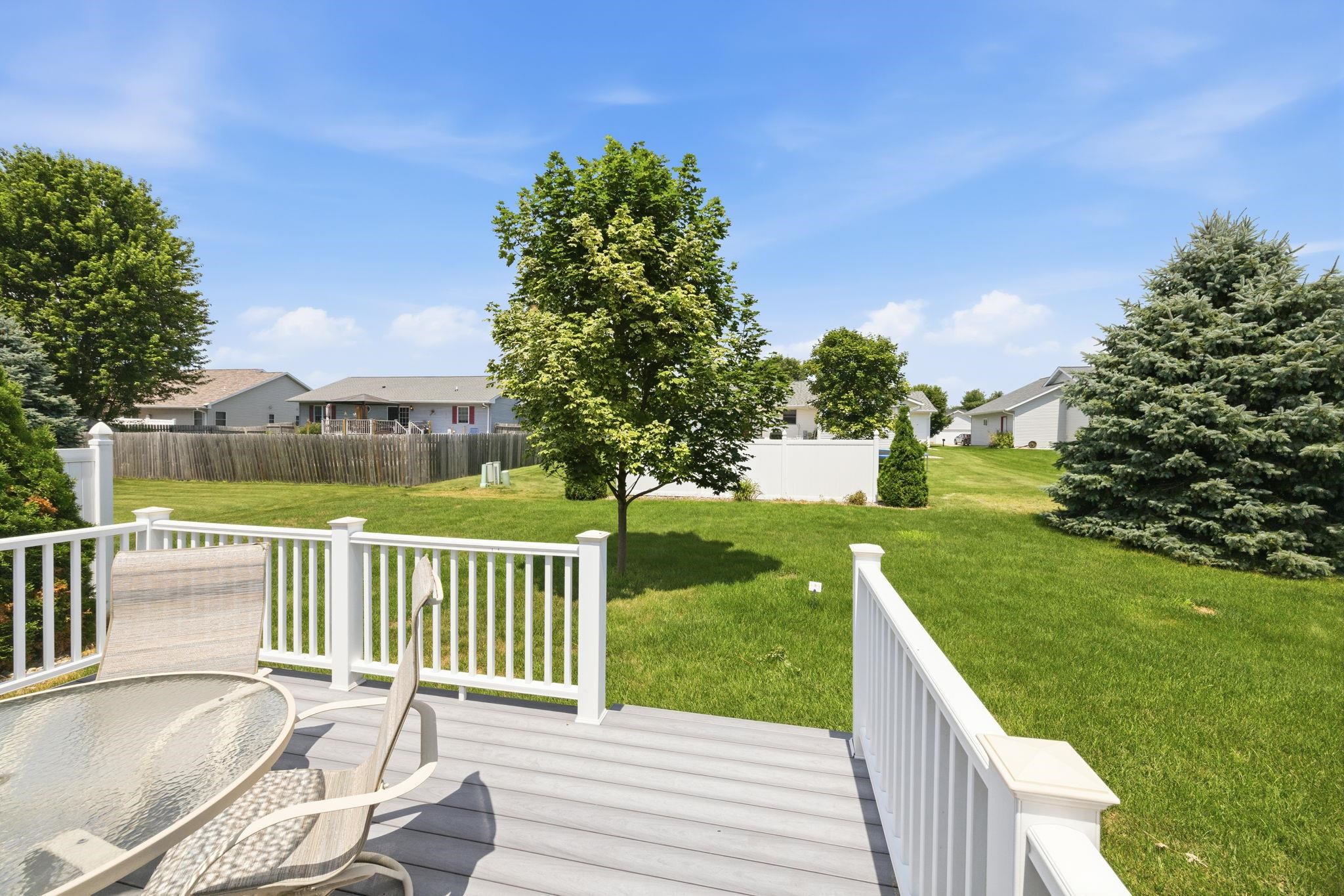 1532 Montclair Place Fort Atkinson, WI 53538 - Photo 41 of 47