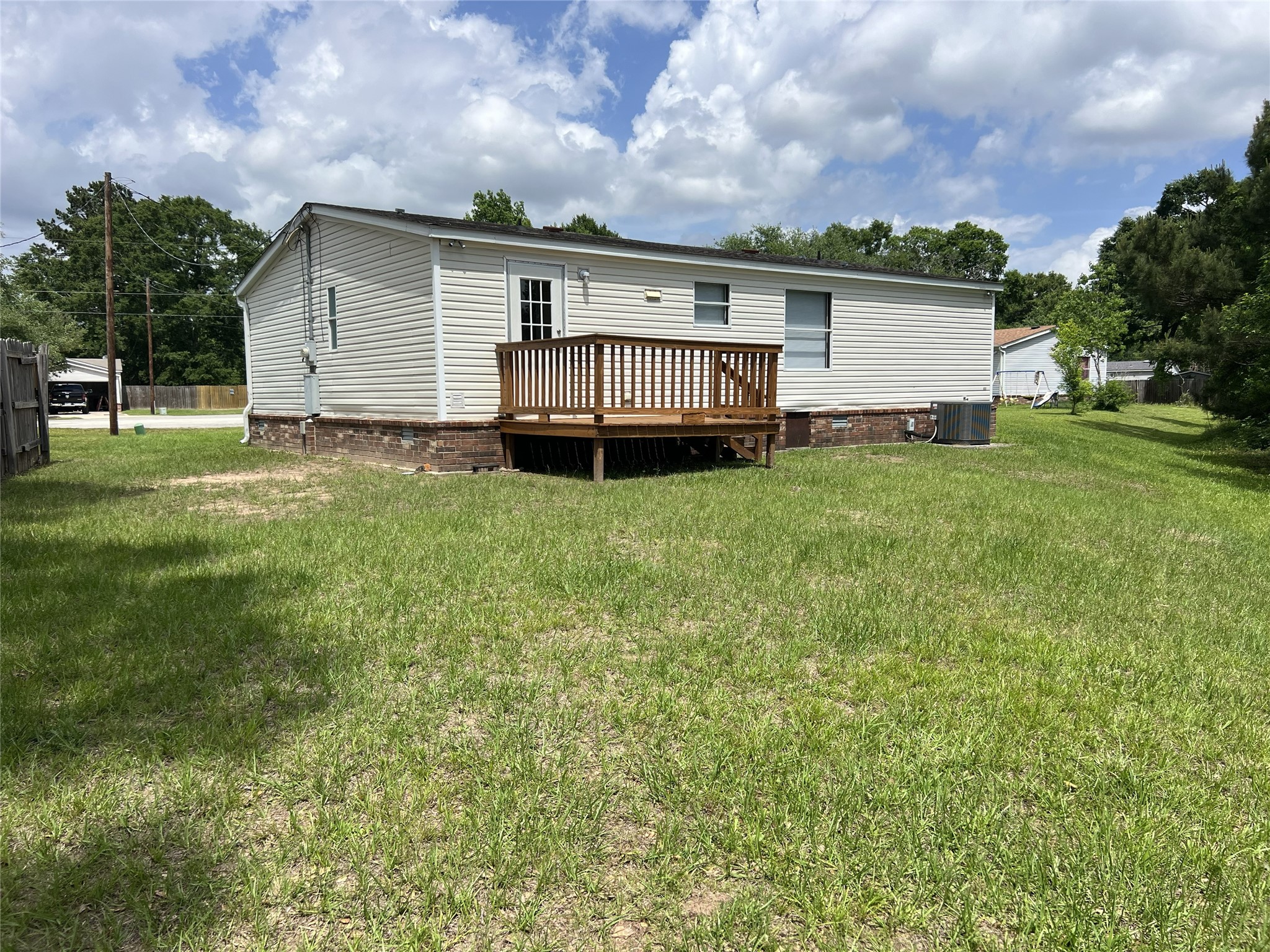 16524 Spring Rain Court Conroe, TX 77302 - Photo 3 of 19
