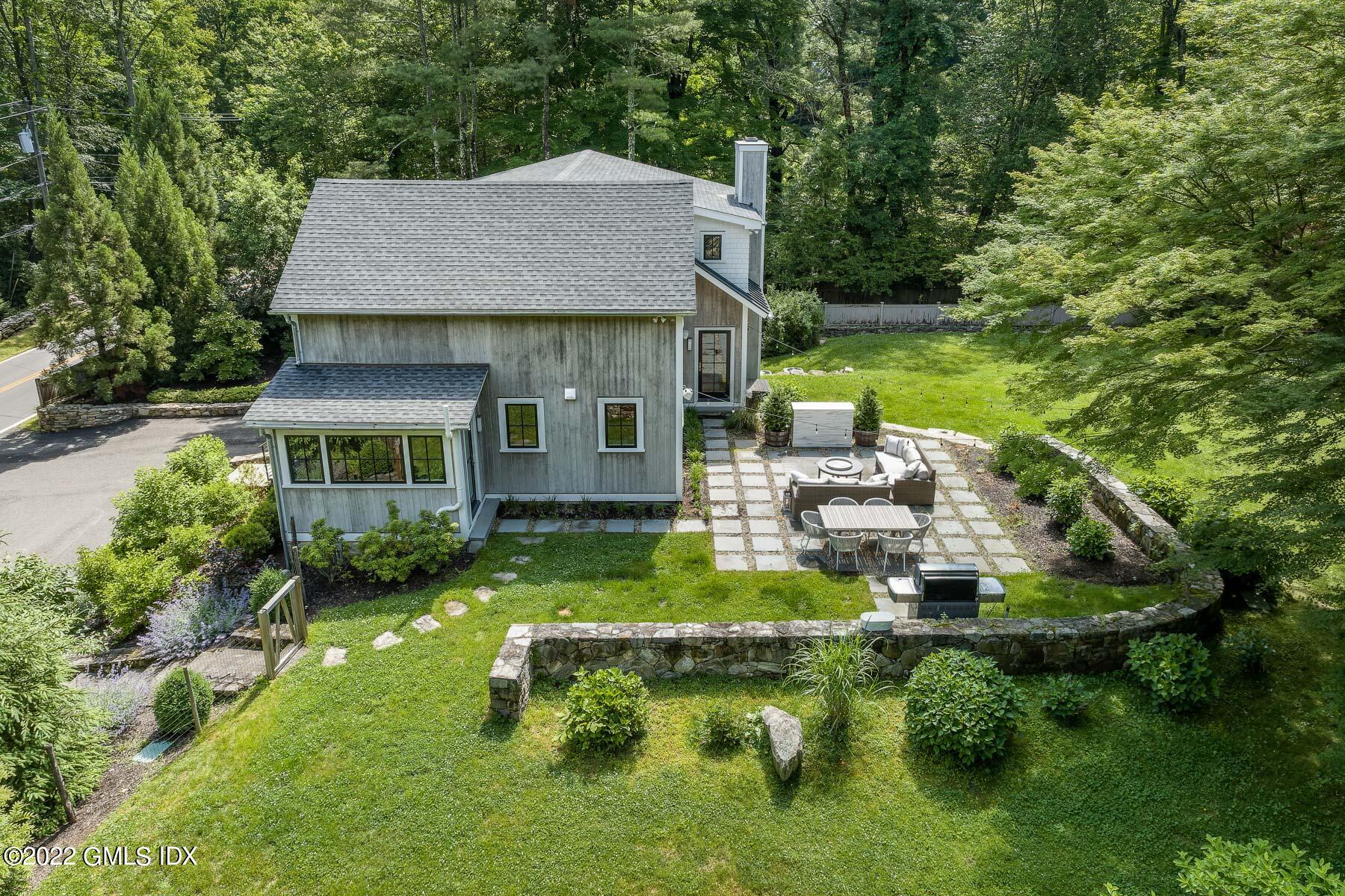 86 Lower Cross Road Greenwich, CT 06831 - Photo 30 of 34 86 Lower Cross Rd 25 - WEB