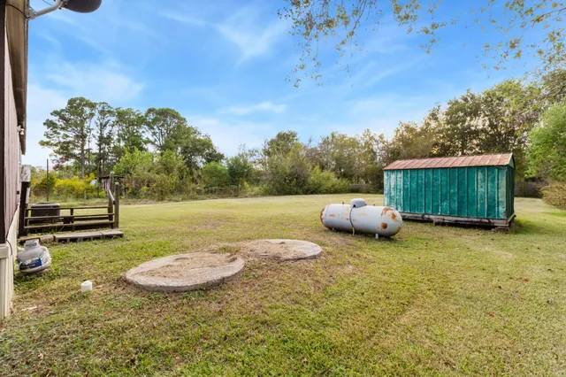$220,000 | 445 County Road 6021, Dayton, TX 77535