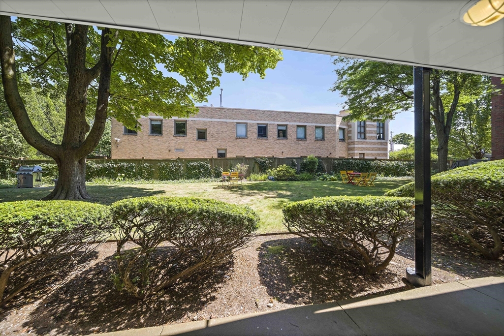 50 Green Street, Unit 108 Brookline, MA 02446 - Photo 19 of 22 a view of a house with garden
