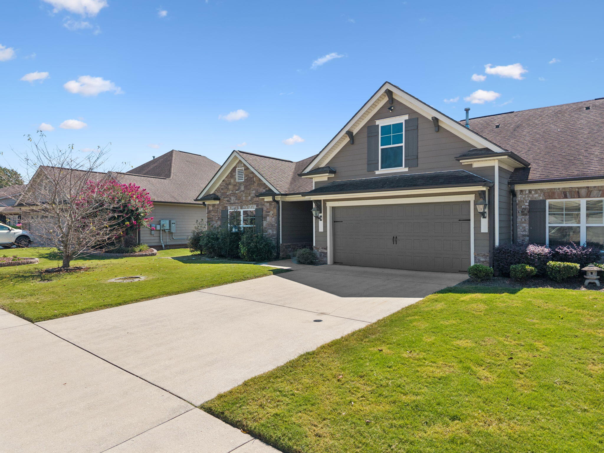 5459 Mandarin Circle Hixson, TN 37343 - Photo 3 of 47 3-5459 Mandarin Cir Chattanooga - 003