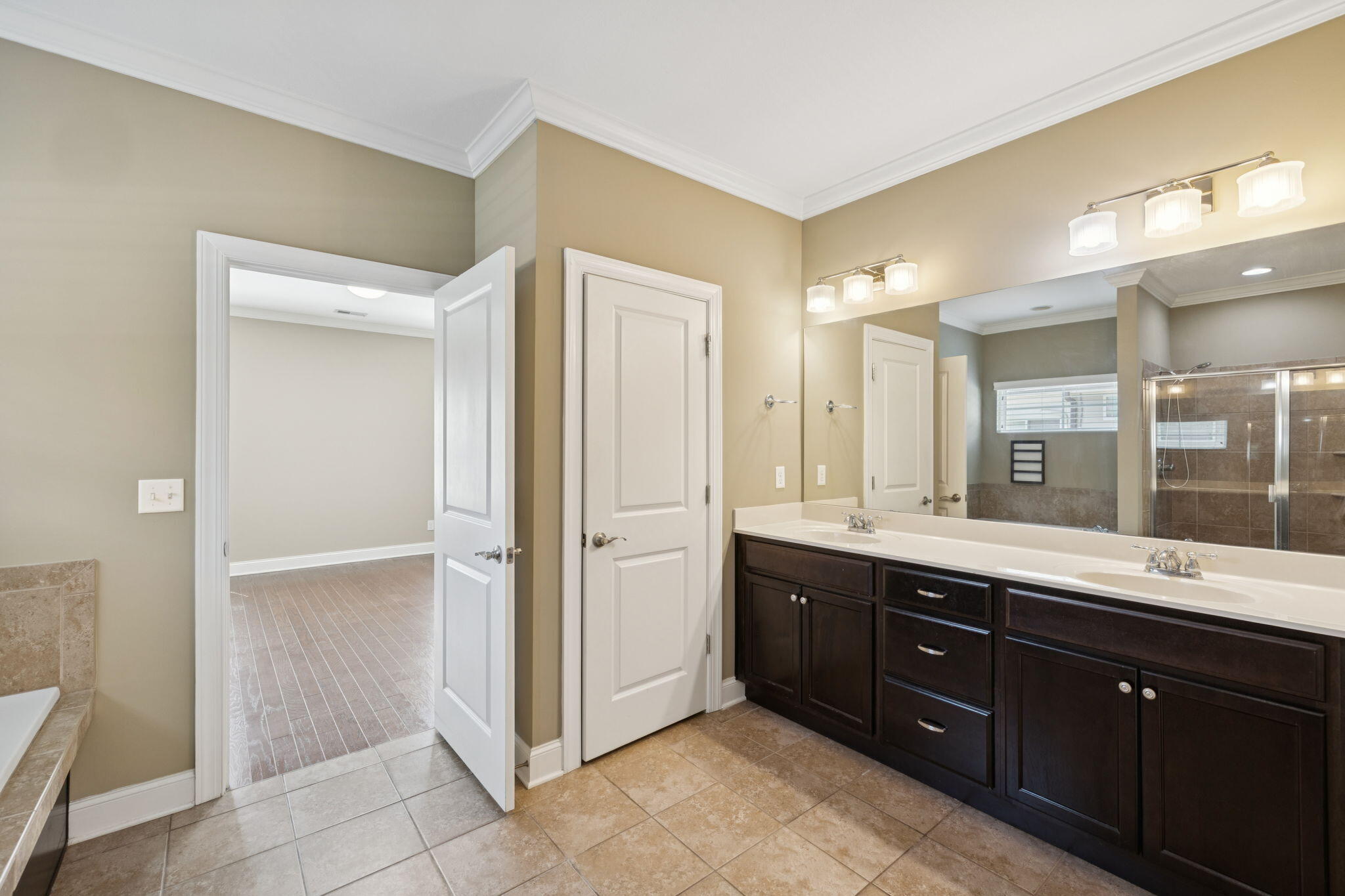 5459 Mandarin Circle Hixson, TN 37343 - Photo 33 of 47 34-5459 Mandarin Cir Chattanooga - 034