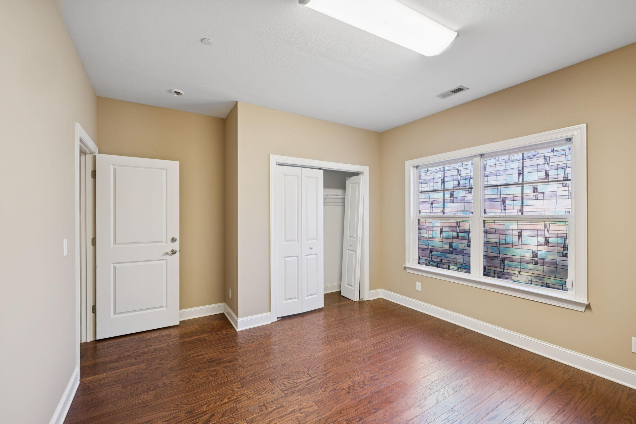 5459 Mandarin Circle Hixson, TN 37343 - Photo 8 of 47 8-5459 Mandarin Cir Chattanooga - 008