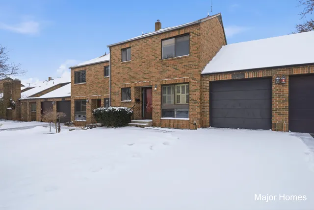 $265,000 | 241 Heritage Commons Street Southeast, Grand Rapids, MI 49503