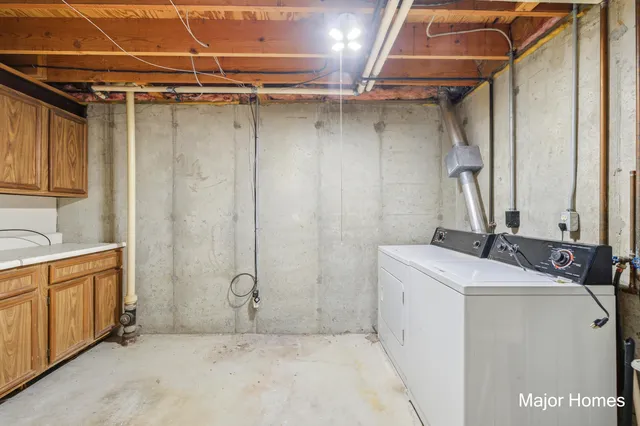 $265,000 | 241 Heritage Commons Street Southeast, Grand Rapids, MI 49503