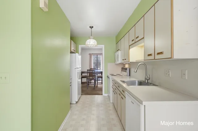 $265,000 | 241 Heritage Commons Street Southeast, Grand Rapids, MI 49503