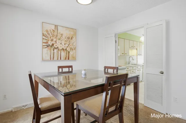 $265,000 | 241 Heritage Commons Street Southeast, Grand Rapids, MI 49503