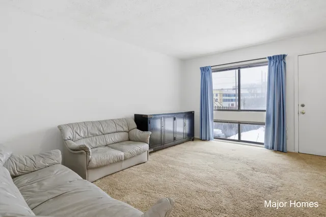 $265,000 | 241 Heritage Commons Street Southeast, Grand Rapids, MI 49503