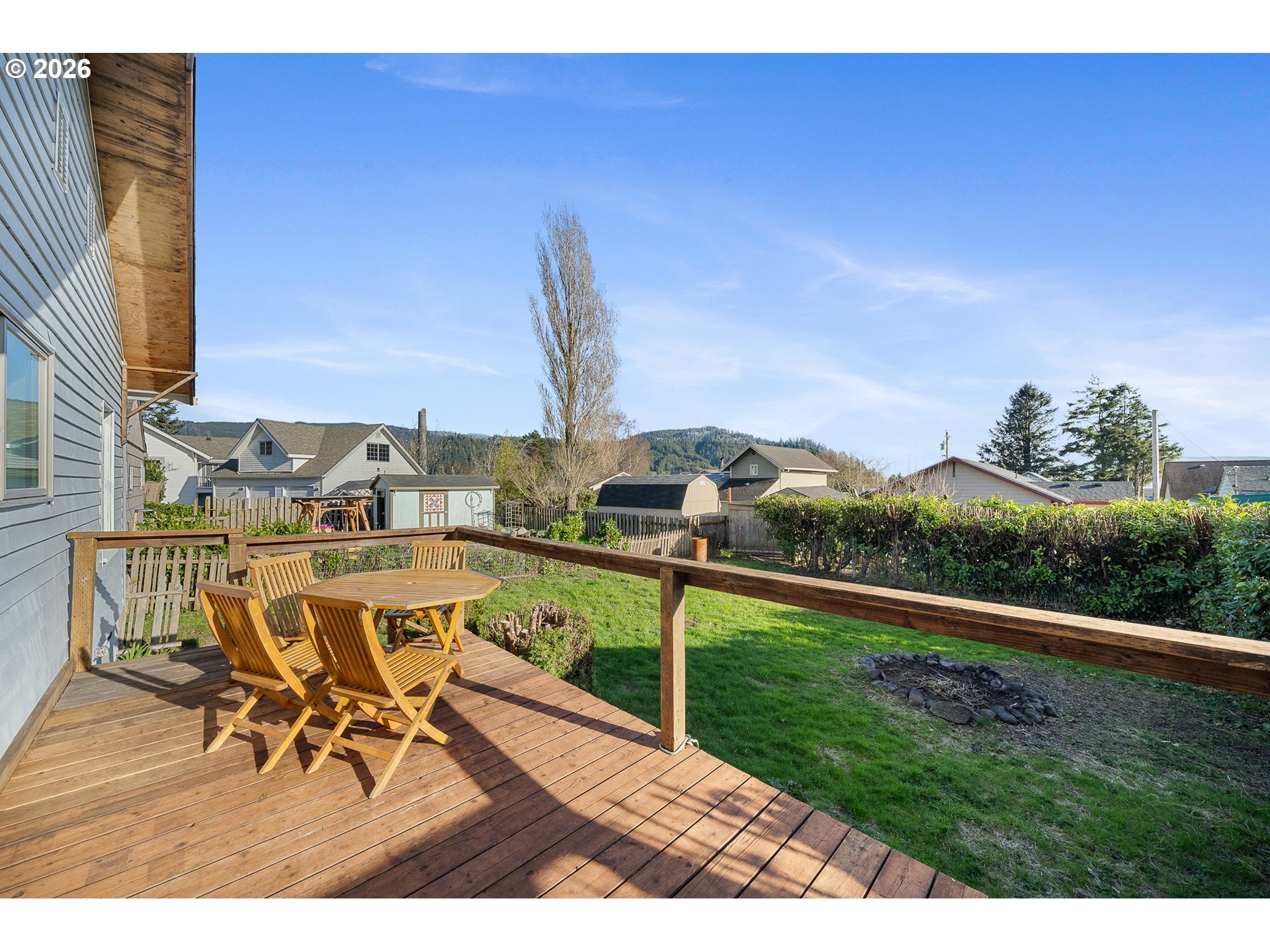 215 Cypress Avenue Garibaldi, OR 97118 - Photo 13 of 19