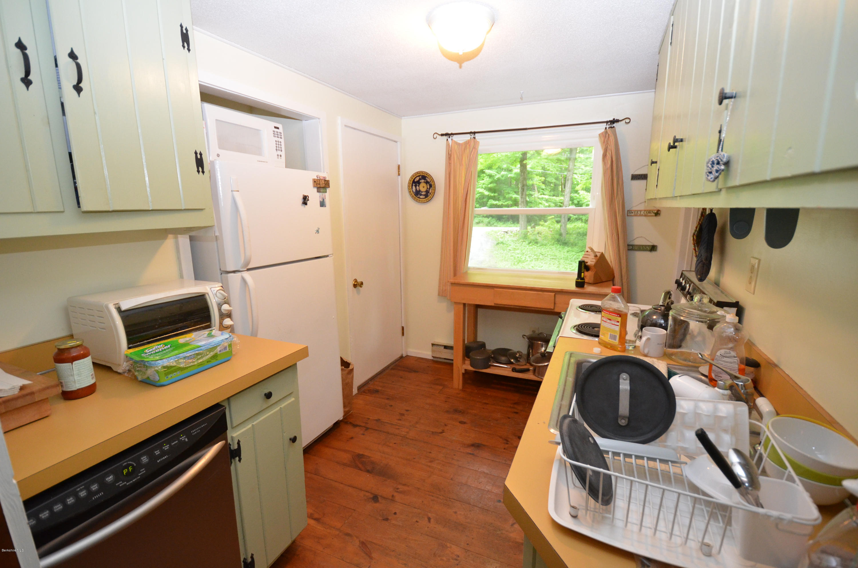 204 Stebbins Road Otis, MA 01253 - Photo 4 of 9