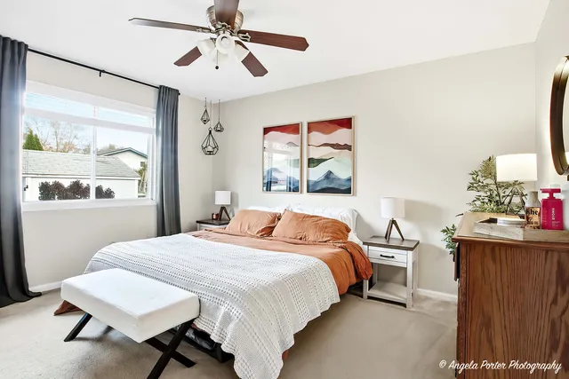 $295,000 | 5106 Greenbrier Drive, McHenry, IL 60050