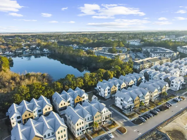 $899,900 | 1617 Florentia Street, Mount Pleasant, SC 29464