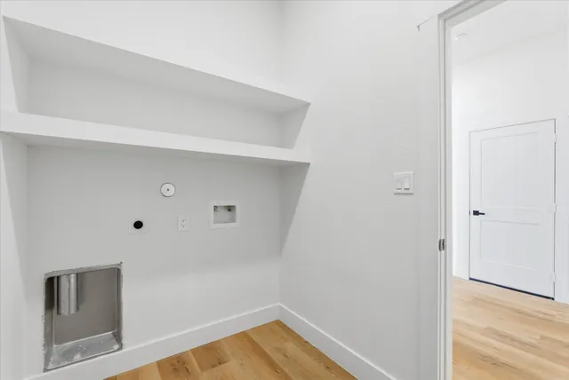 $395,000 | 320 East Main Street, La Porte, TX 77571