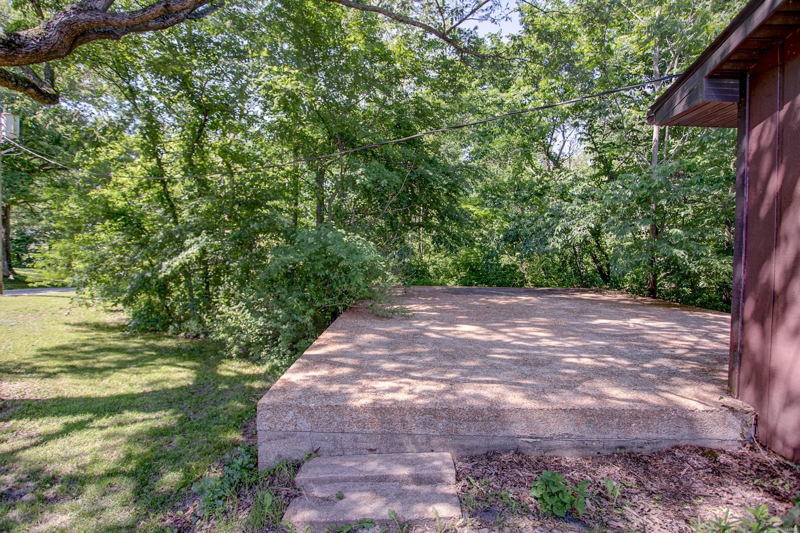 11638 Hickory Flat Road Highland, IL 62249 - Photo 2 of 21