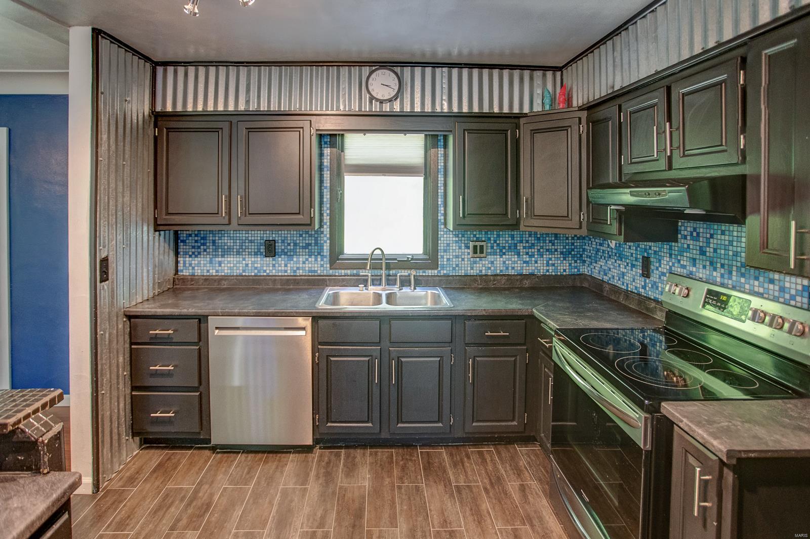 11638 Hickory Flat Road Highland, IL 62249 - Photo 13 of 21