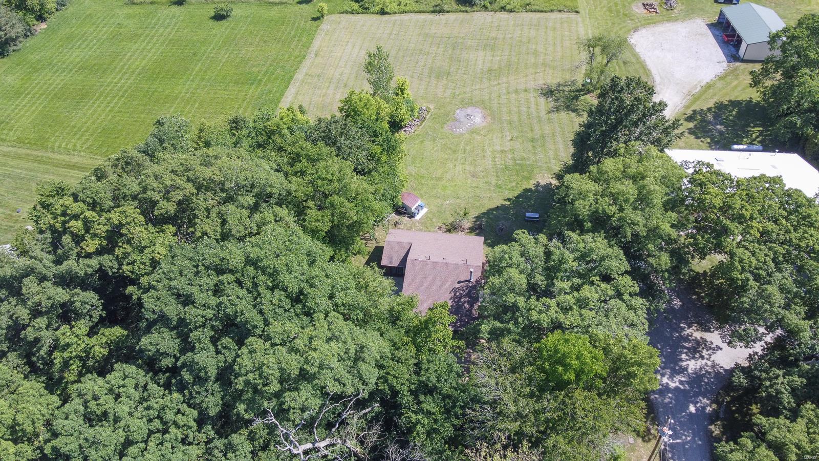 11638 Hickory Flat Road Highland, IL 62249 - Photo 4 of 21