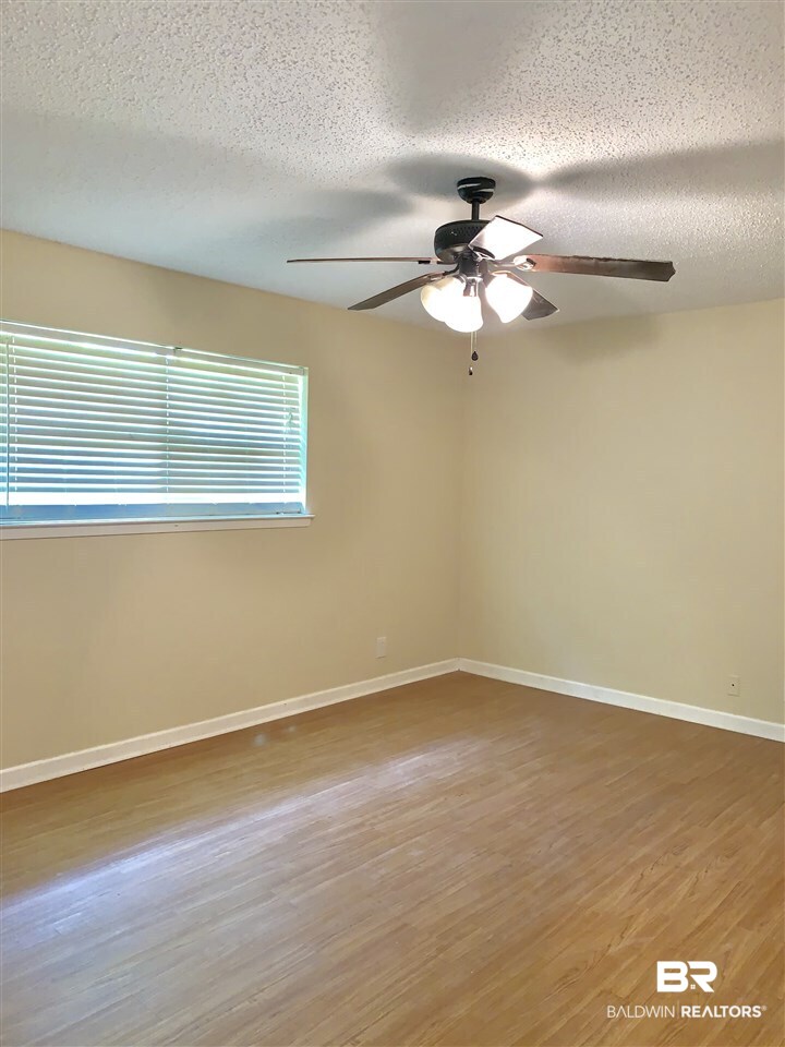 4445 Nicholl Drive Mobile, AL 36619 - Photo 18 of 23