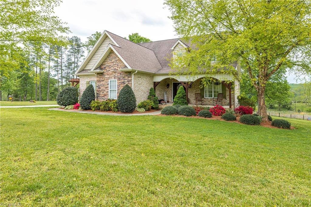 1650 Alco Road East Bend, NC 27018 - Photo 2 of 33 Gallery Image 2
