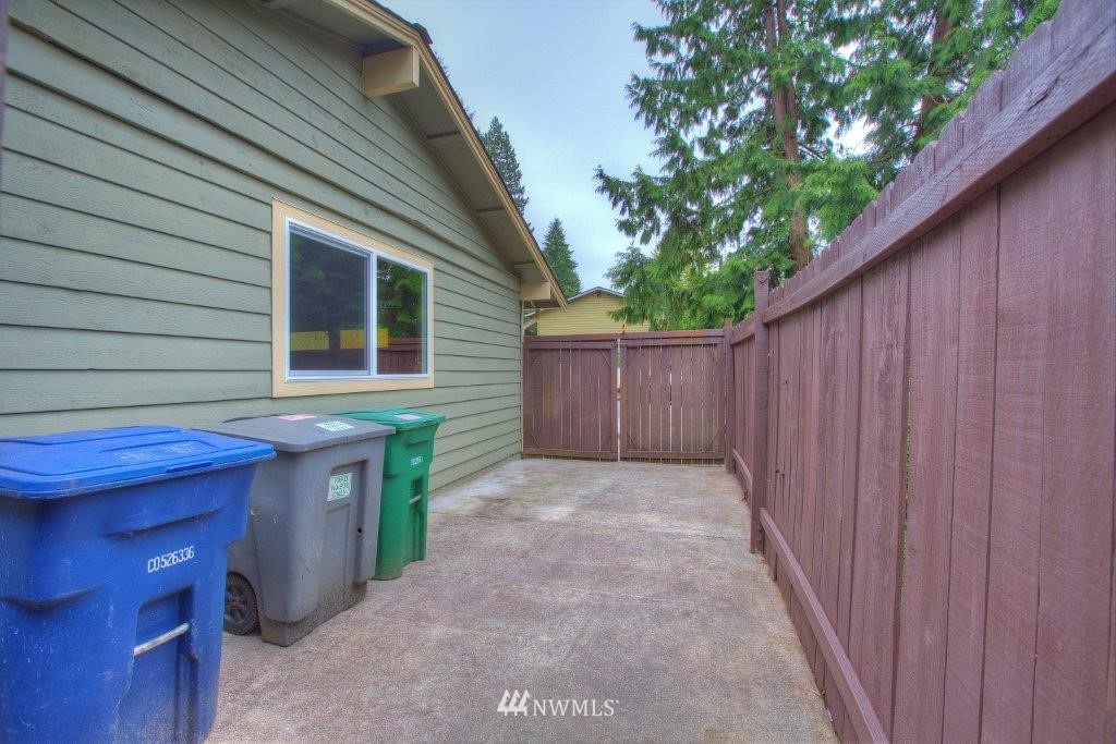 2308 Southeast 19th Street Renton, WA 98055 - Photo 15 of 15