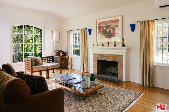 $1,399,000 | 3019 Effie Street, Los Angeles, CA 90026