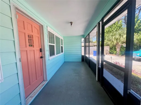 $2,800 | 637 Beltrees Street, Dunedin, FL 34698