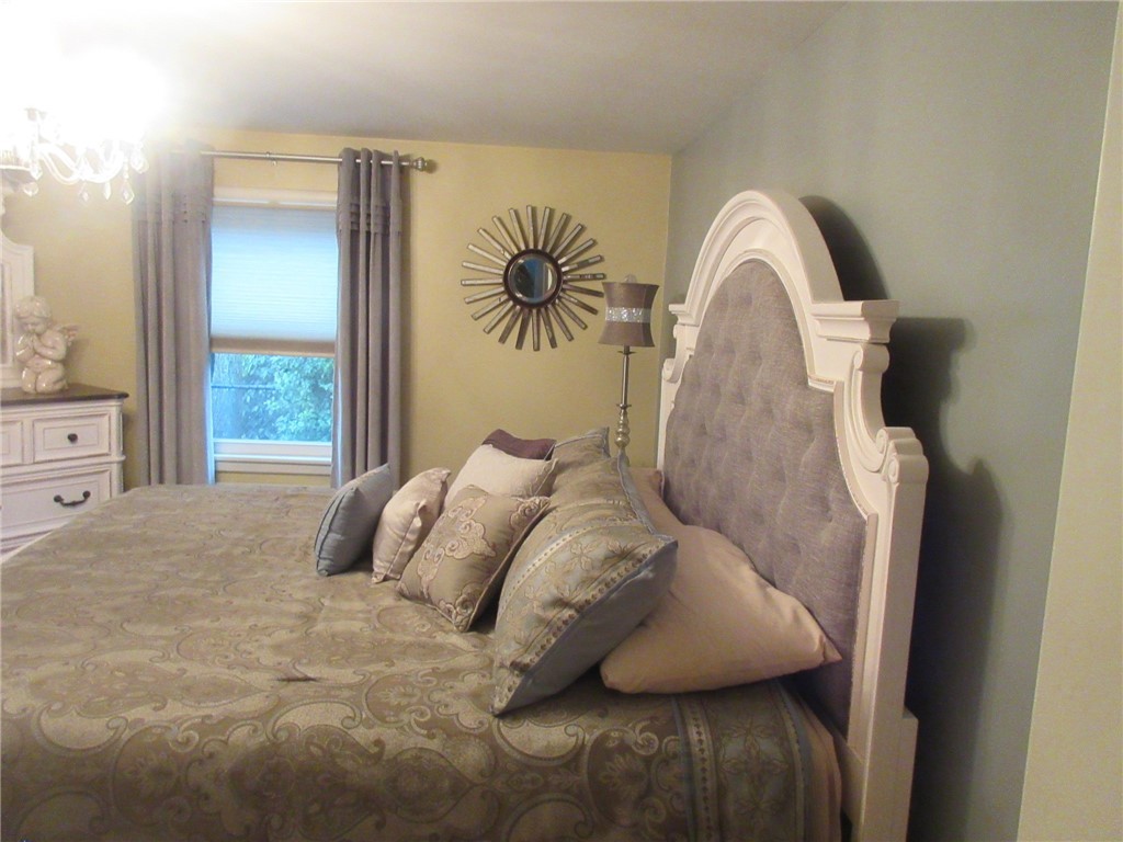 19 Everett Road Cranston, RI 02920 - Photo 17 of 31 Master Bedroom
