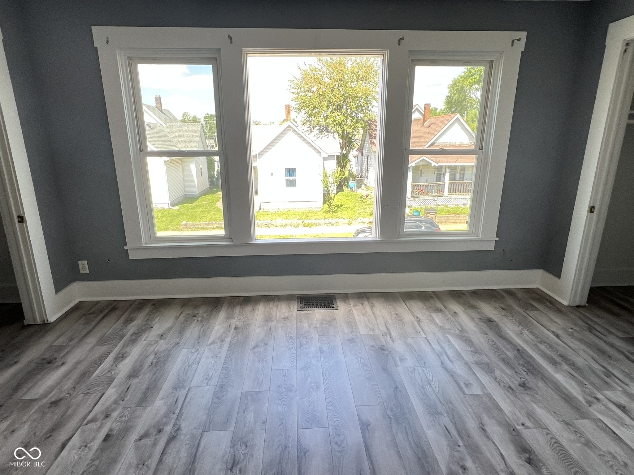 713 Reed Street Columbus, IN 47201 - Photo 5 of 19