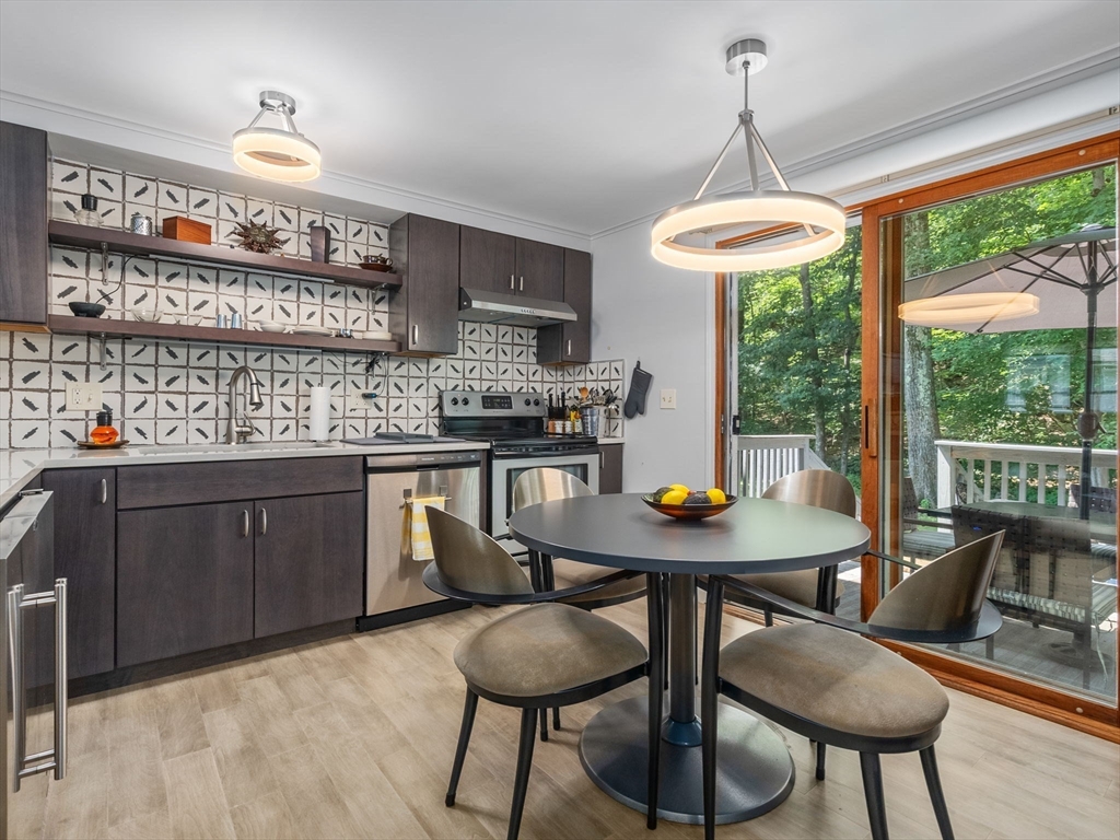 270 Sunderland Road, Unit 75 Worcester, MA 01604 - Photo 7 of 16 Gallery Image 7