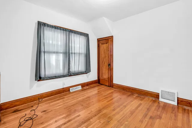 $276,500 | 6720 31st Avenue, Kenosha, WI 53142