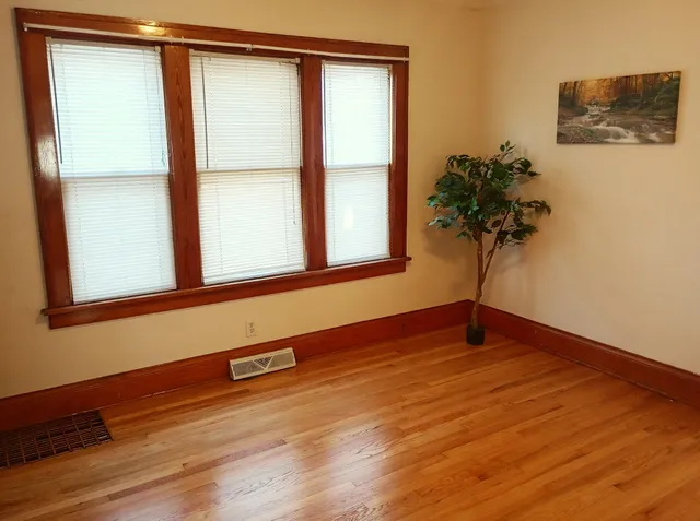 $276,500 | 6720 31st Avenue, Kenosha, WI 53142