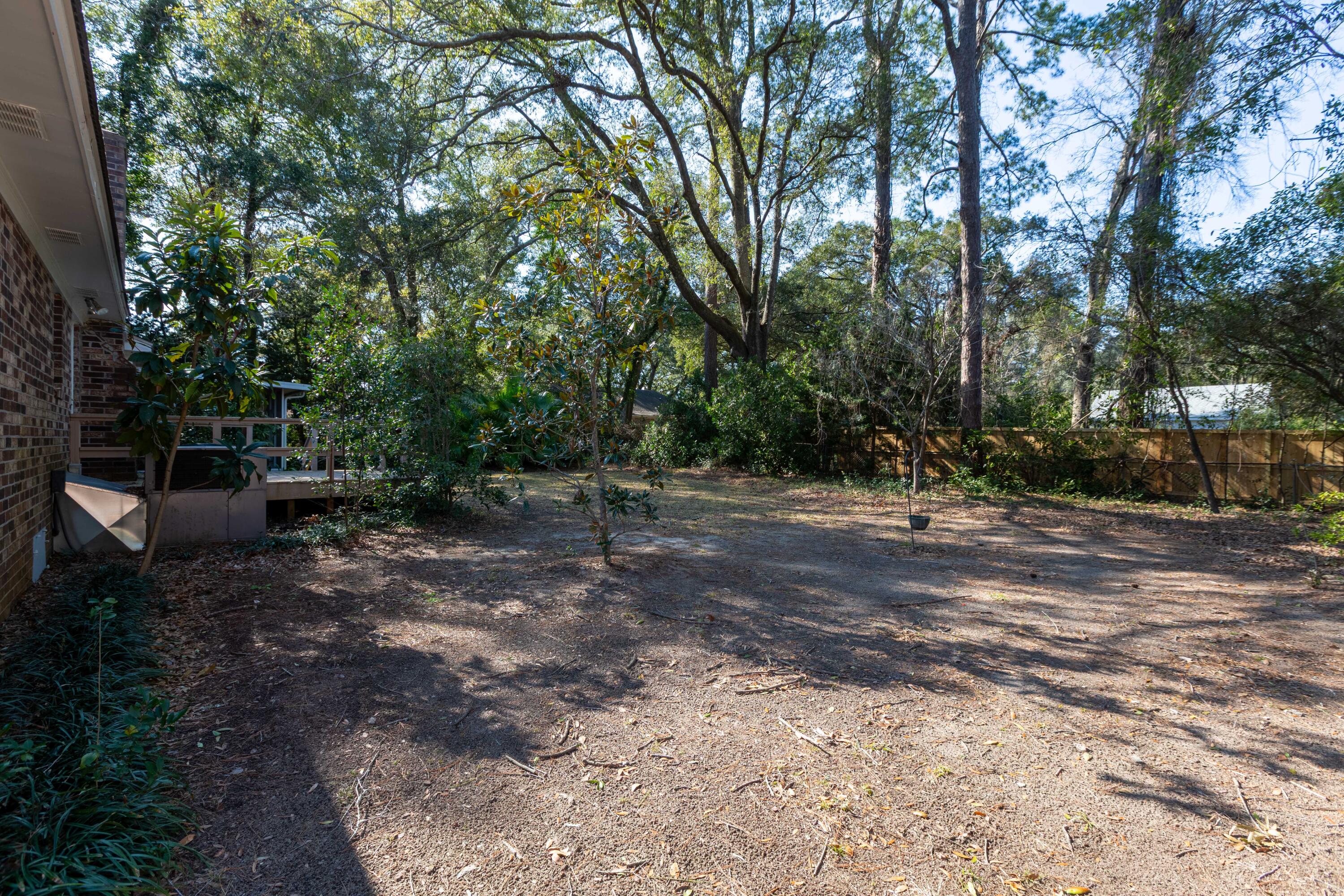 758 Larkwood Road Charleston, SC 29412 - Photo 34 of 43 758 Larkwood Rd_Brett Martin Photography