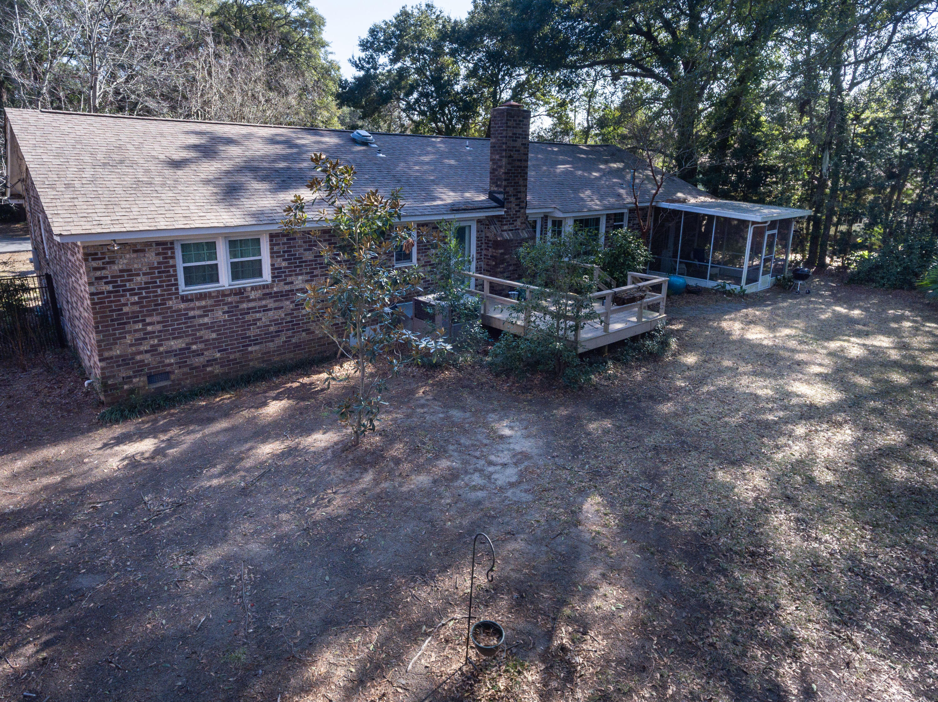 758 Larkwood Road Charleston, SC 29412 - Photo 37 of 43 758 Larkwood Rd_Brett Martin Photography