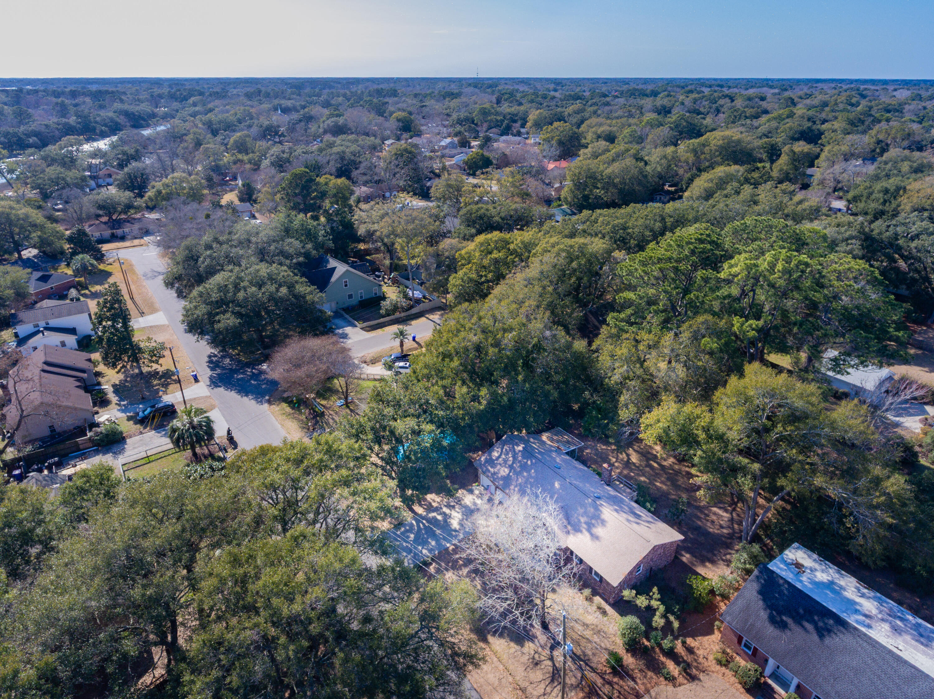 758 Larkwood Road Charleston, SC 29412 - Photo 42 of 43 758 Larkwood Rd_Brett Martin Photography