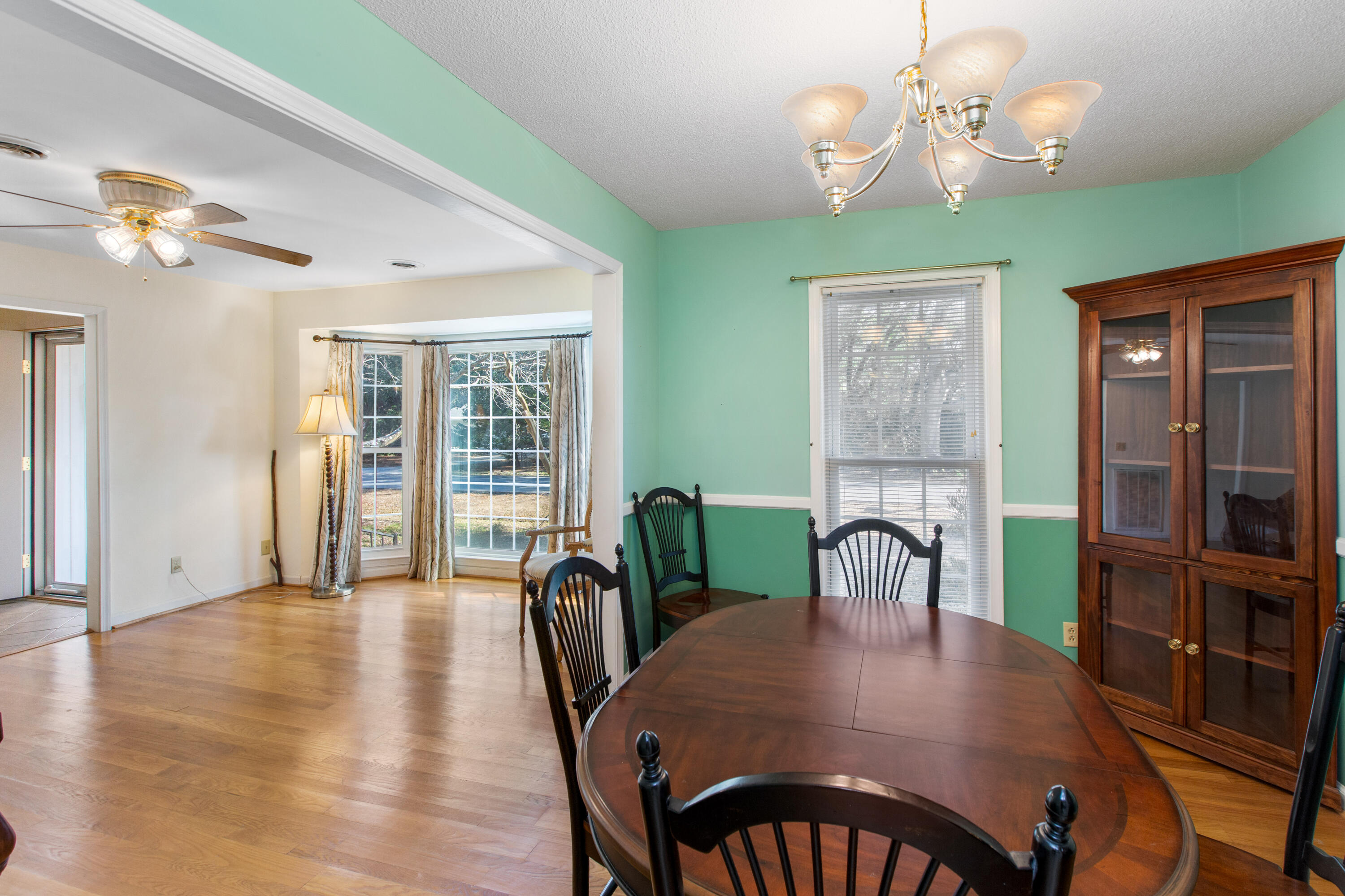 758 Larkwood Road Charleston, SC 29412 - Photo 5 of 43 758 Larkwood Rd_Brett Martin Photography