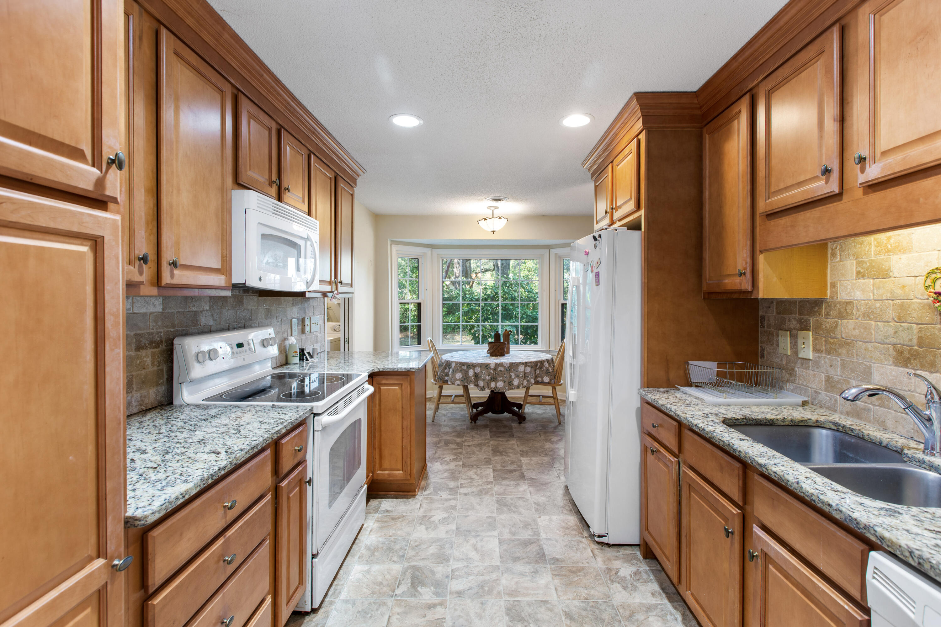758 Larkwood Road Charleston, SC 29412 - Photo 6 of 43 758 Larkwood Rd_Brett Martin Photography