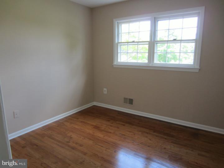 140 Conover Road Princeton Junction, NJ 08550 - Photo 20 of 25 Gallery Image 20