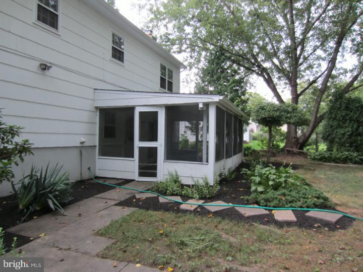 140 Conover Road Princeton Junction, NJ 08550 - Photo 10 of 25 Gallery Image 10