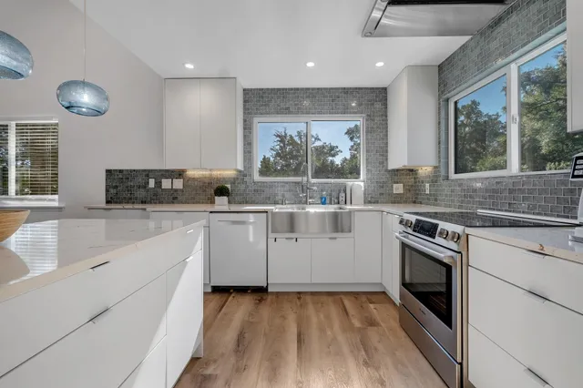 $665,000 | 3830 Edgewater Drive, Tallahassee, FL 32310