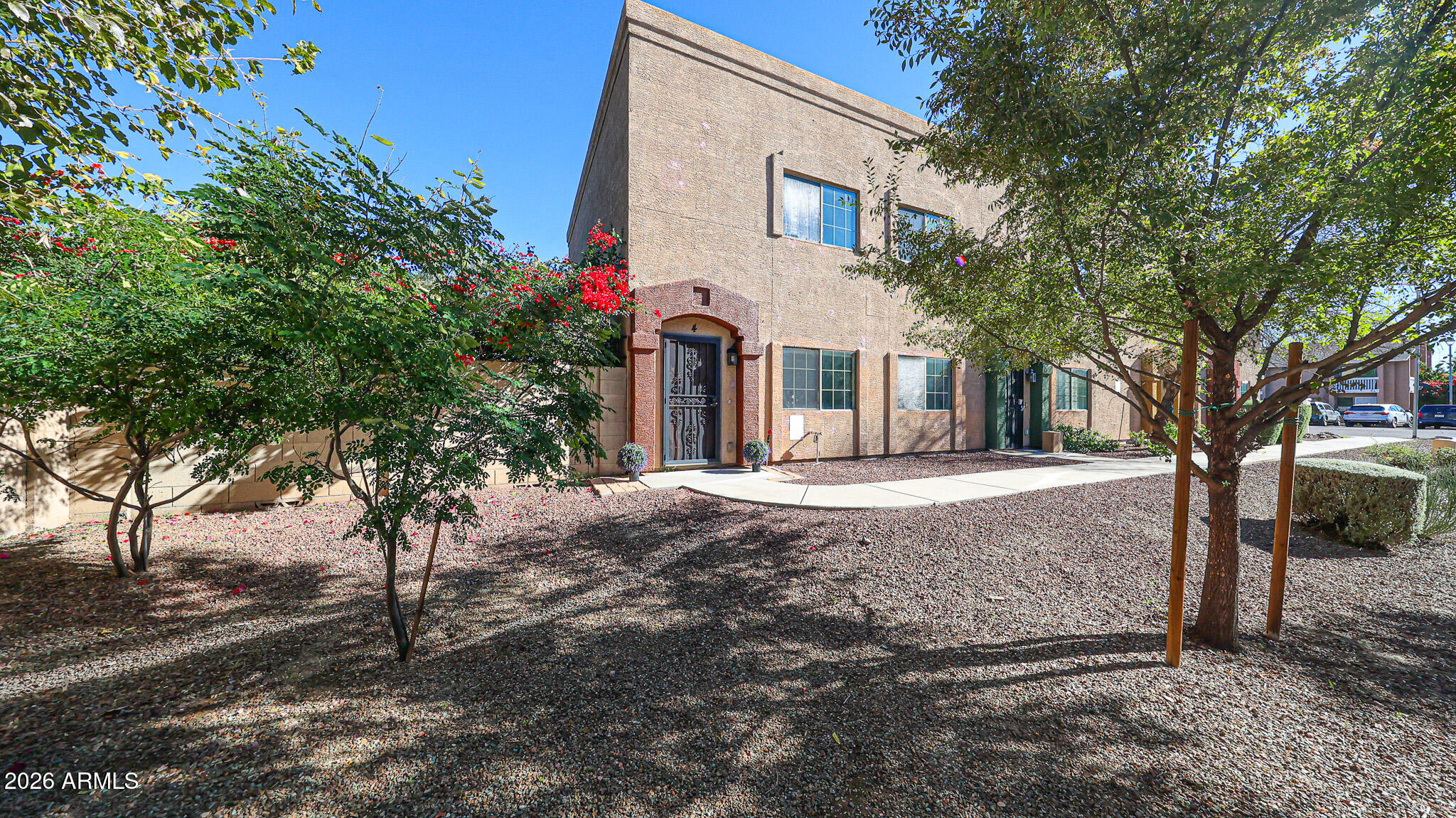 2826 East Tracy Lane, Unit 4 Phoenix, AZ 85032 - Photo 1 of 28 A (3)