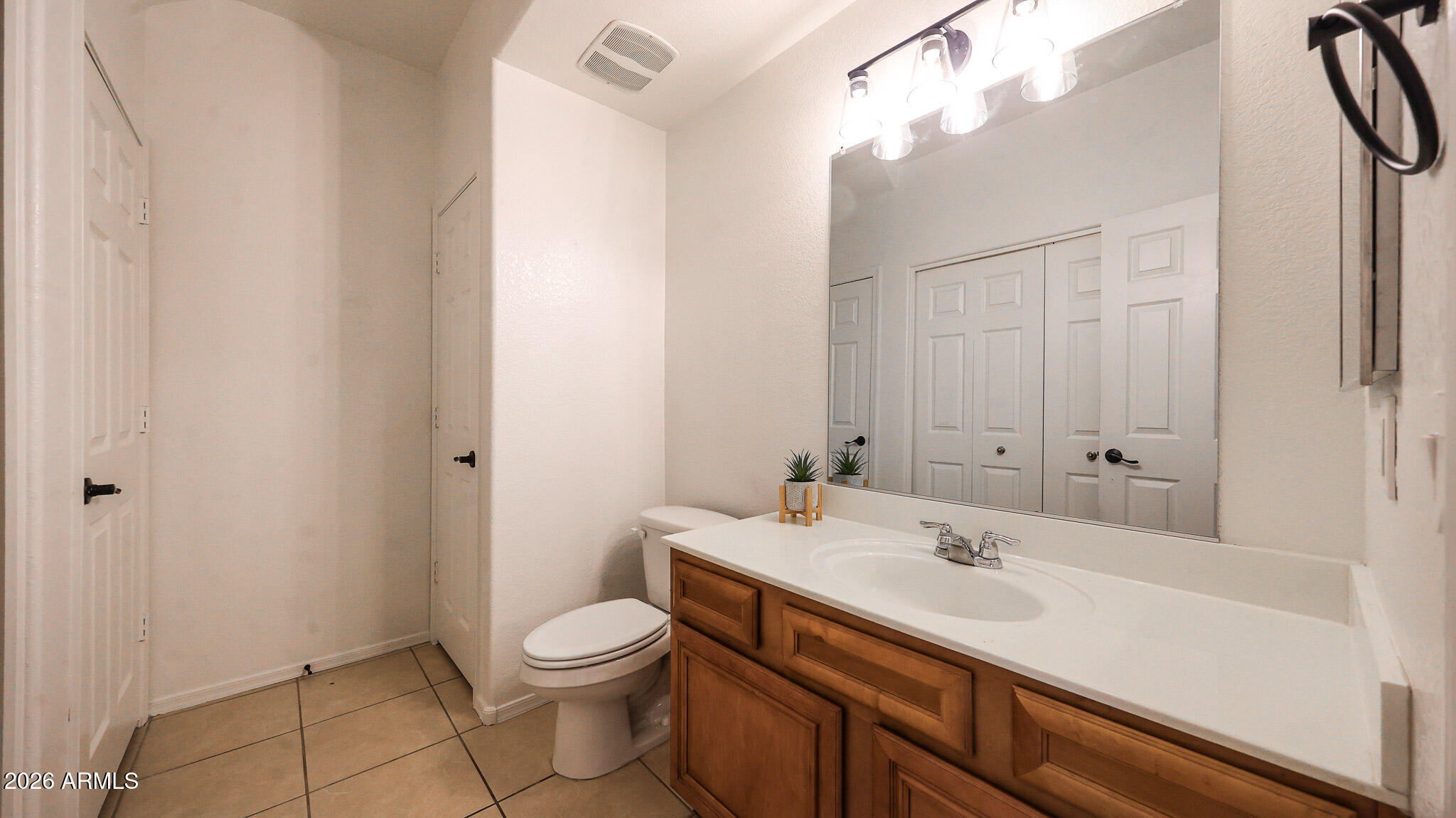 2826 East Tracy Lane, Unit 4 Phoenix, AZ 85032 - Photo 11 of 28 B (13)