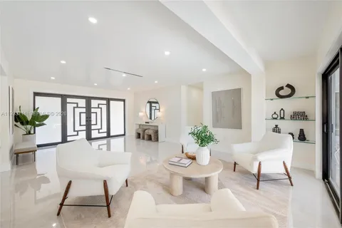 $1,899,000 | 13800 Southwest 79th Court, Palmetto Bay, FL 33158