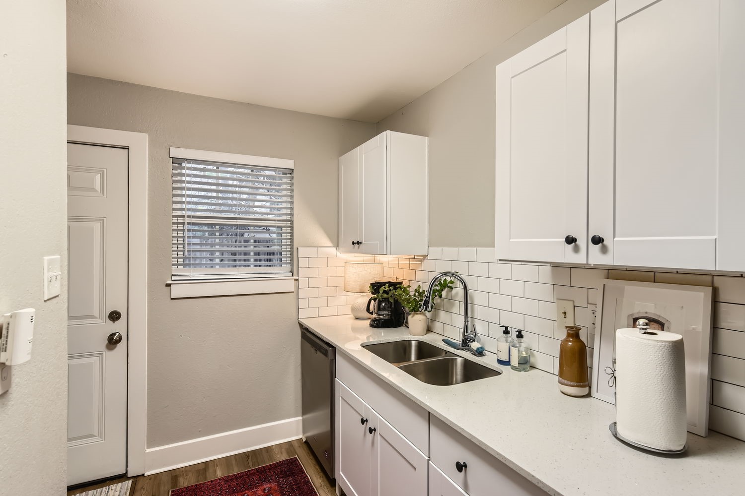 6108 Calmar Cove, Unit B Austin, TX 78721 - Photo 14 of 21