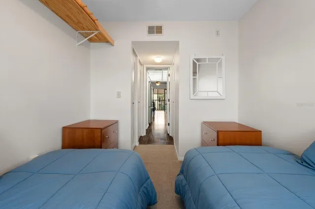 $185,000 | 305 30th Avenue West, Unit A208, Bradenton, FL 34205